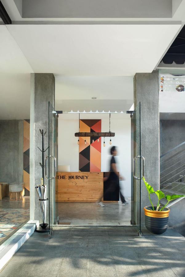 The Journey Hotel Jogjakarta Buitenkant foto